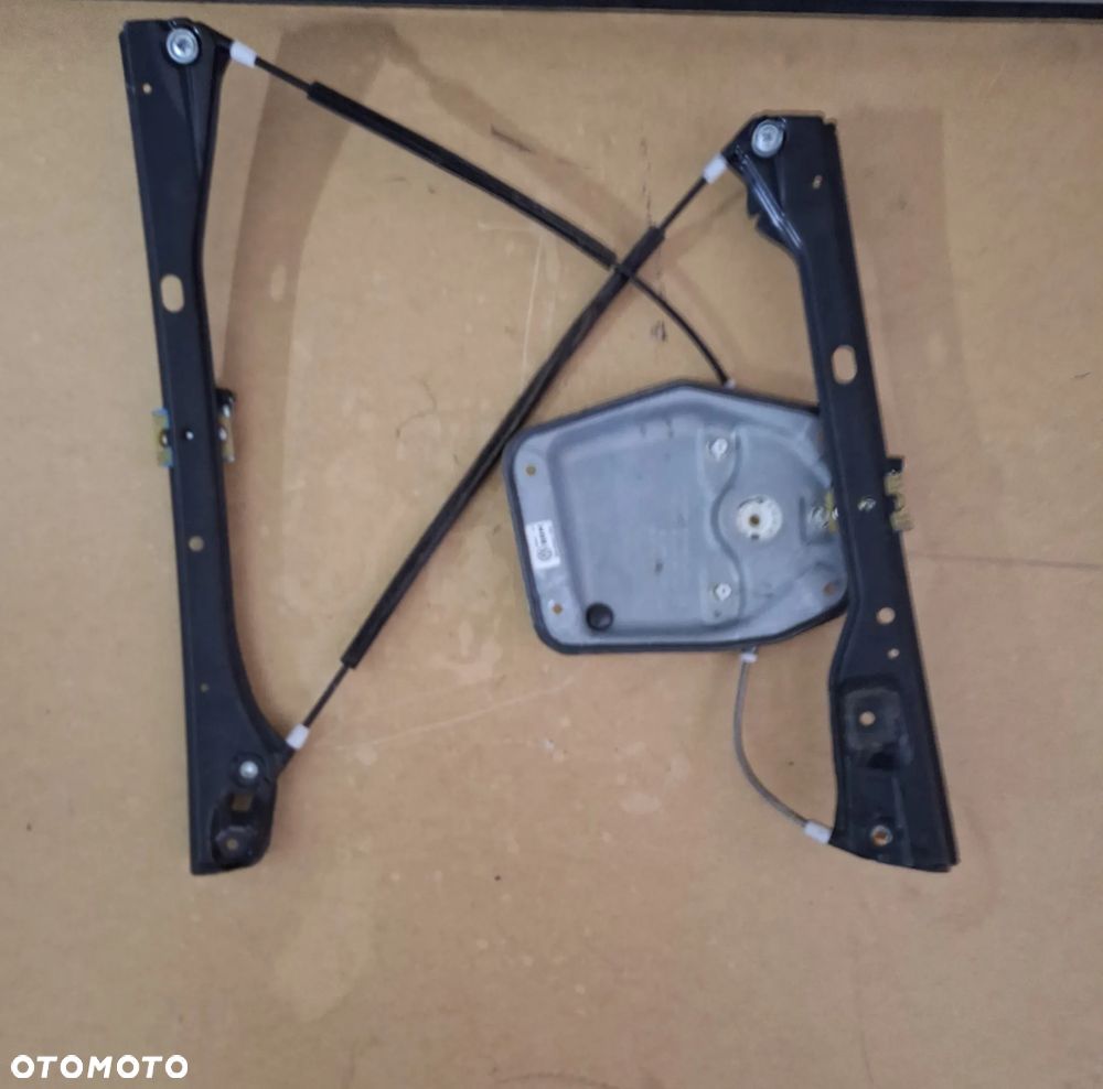 PODNOŚNIK ELE SZYBY LEWY PRZÓD VW GOLF PLUS - 1