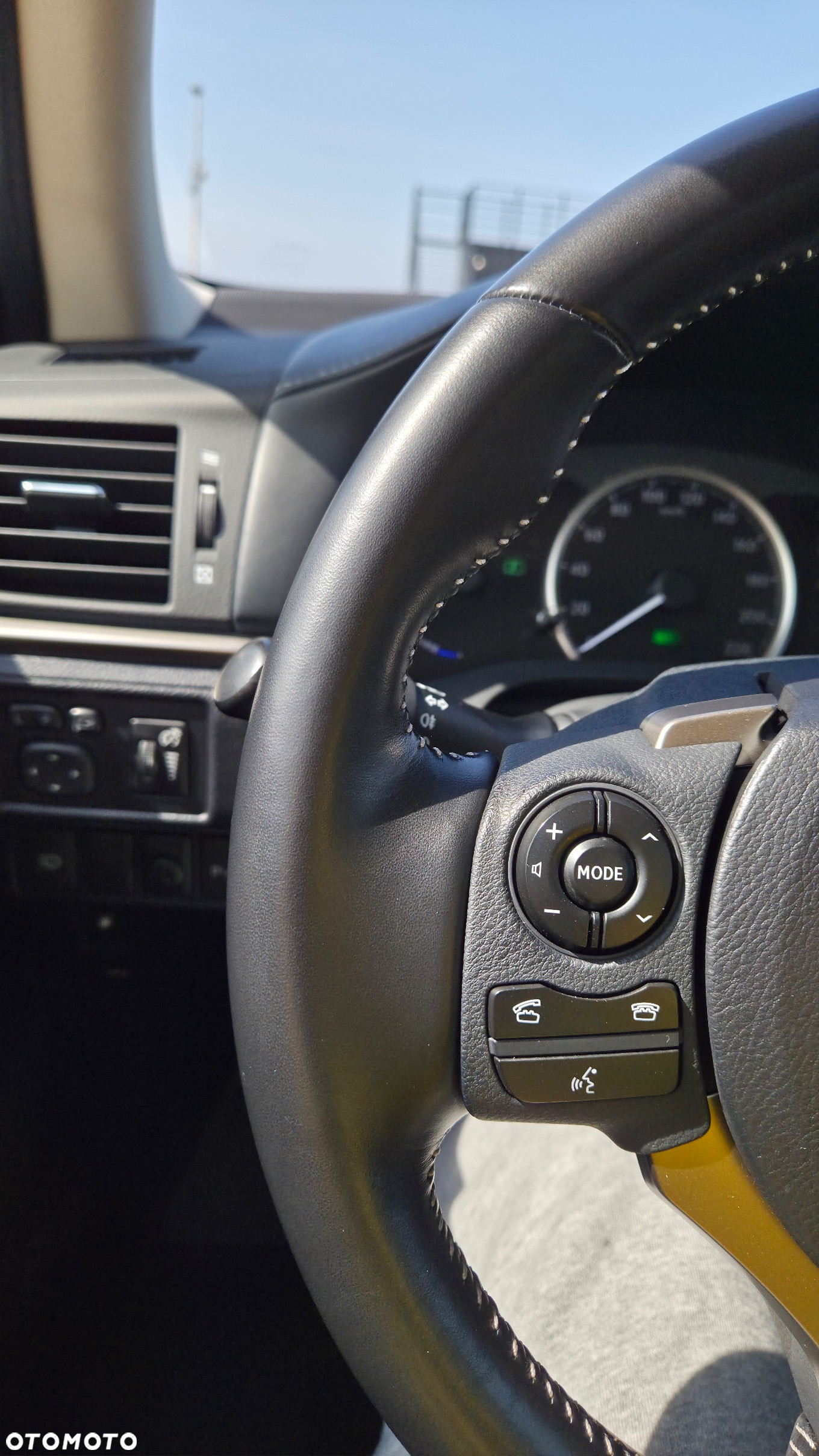 Lexus CT 200h Business Edition - 29