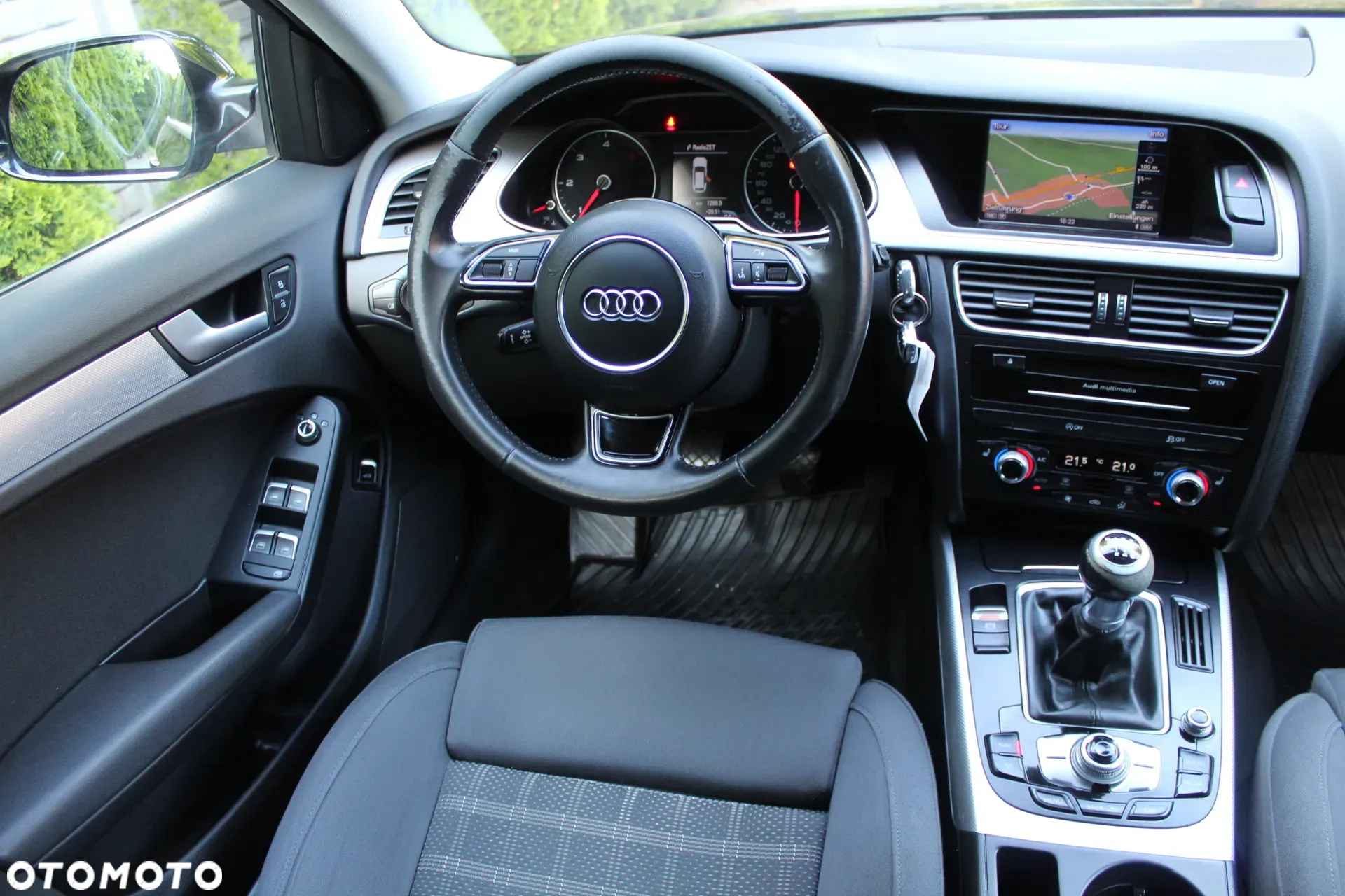 Audi A4 Avant 2.0 TDI quattro design - 6