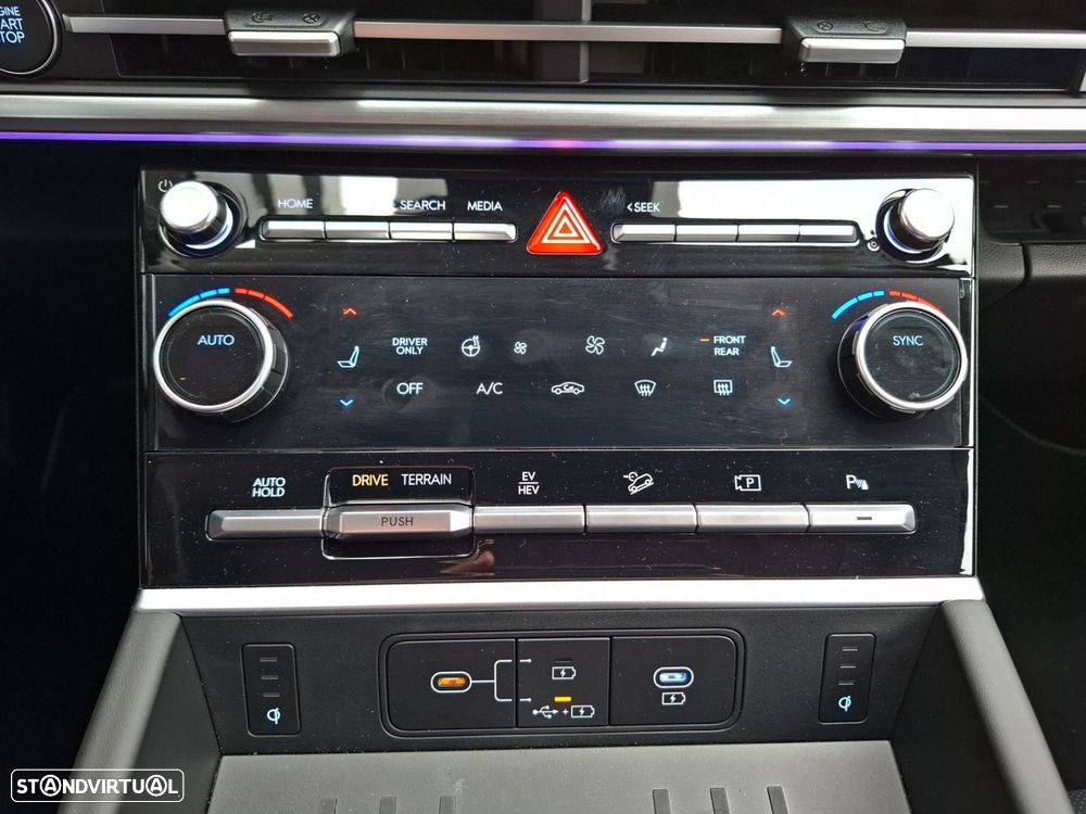 Hyundai Santa Fe 1.6 T-GDI PHEV Vanguard - 18