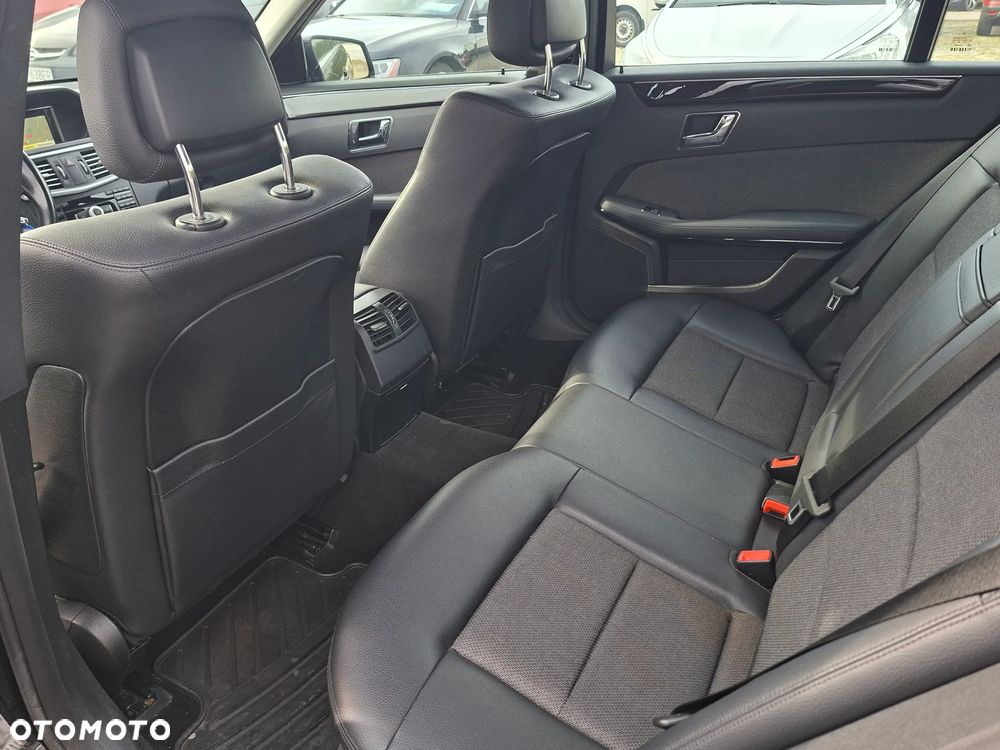 Mercedes-Benz Klasa E 220 CDI BlueEff Elegance - 12