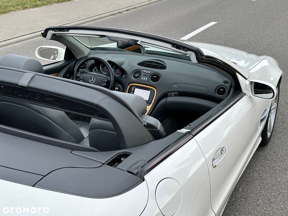 Mercedes-Benz SL 500 7G-TRONIC - 31
