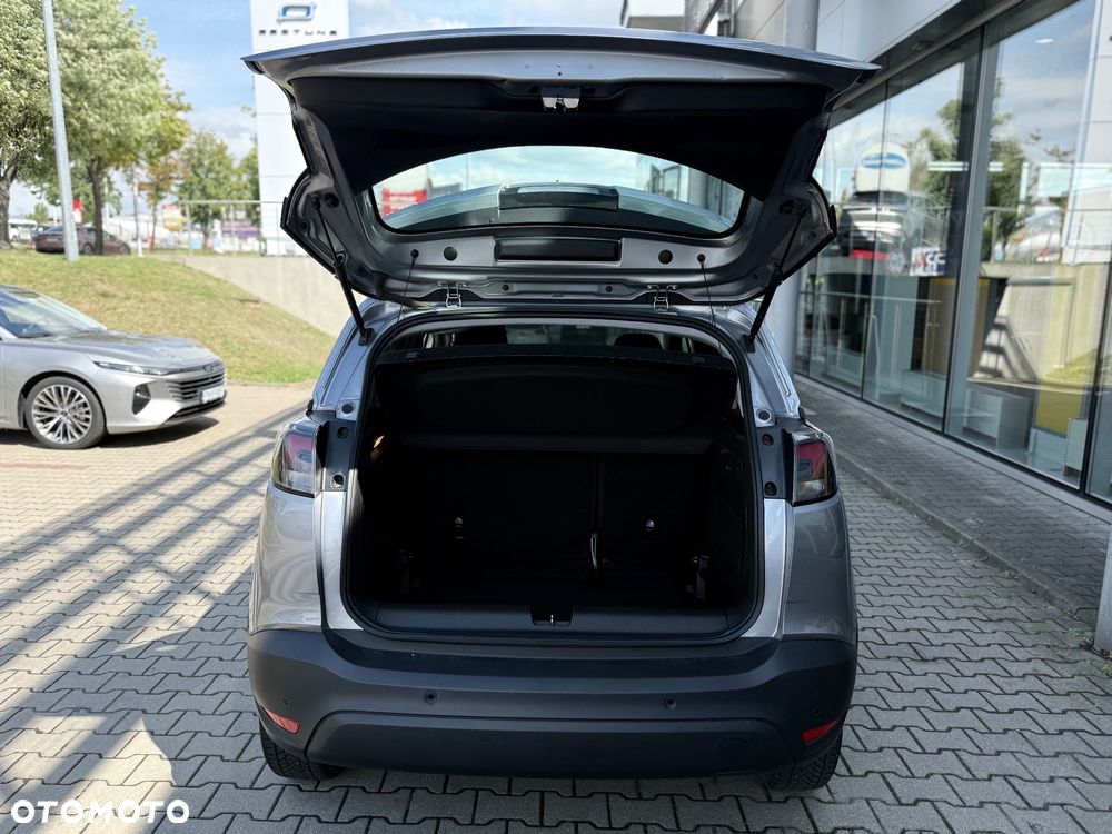 Opel Crossland X - 12