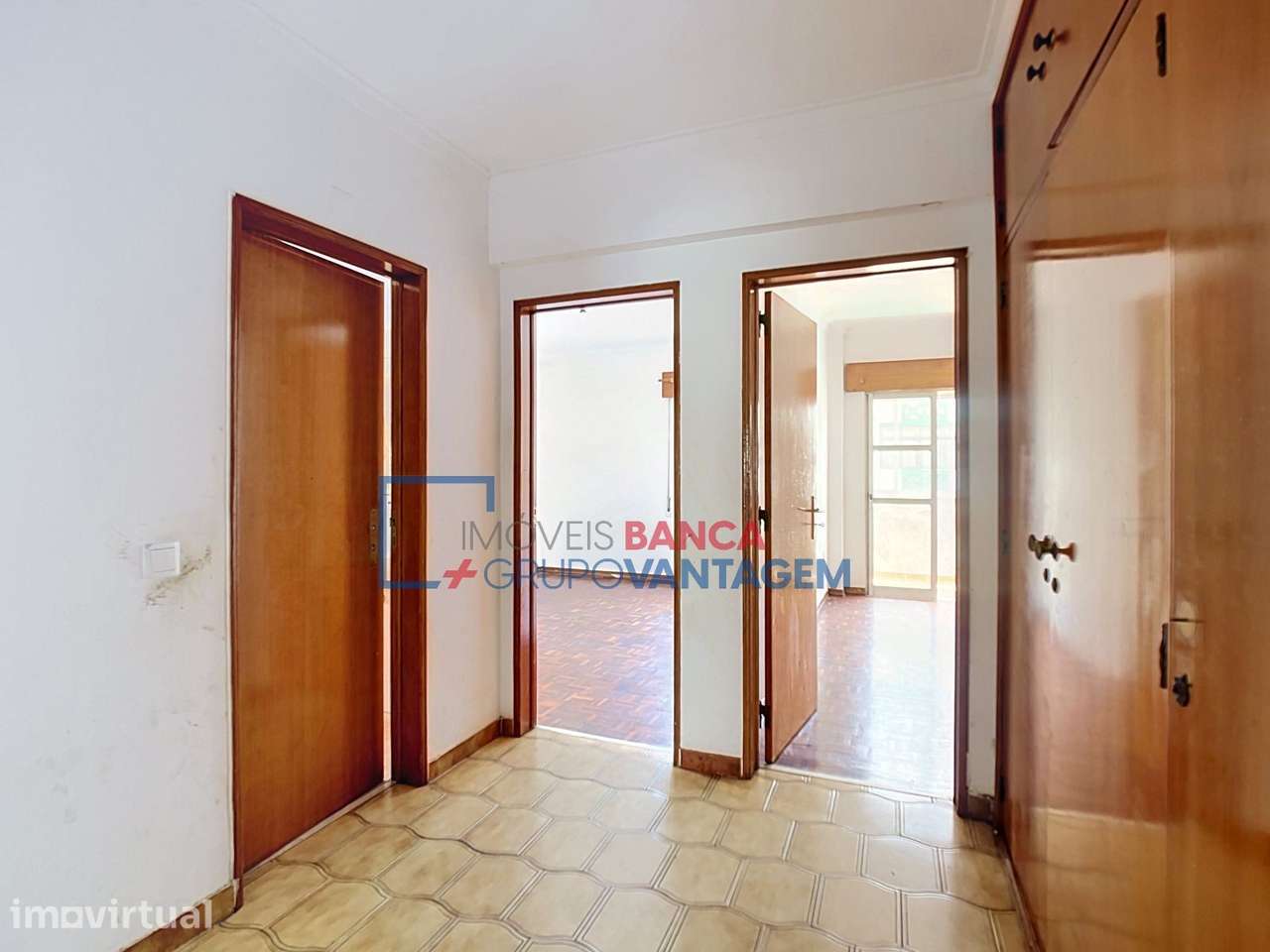 Apartamento T2 Mercês - Grande imagem: 3/18