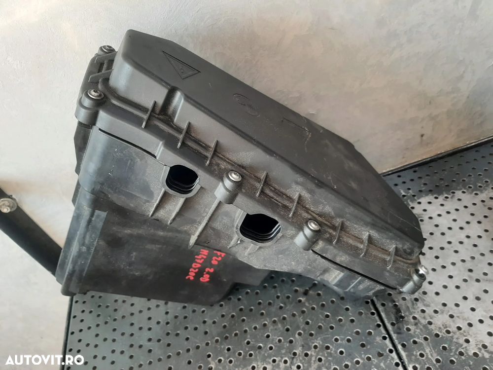 carcasa panou sigurante 2.0 d n47d20c bmw seria 1 f20 f21 - 1