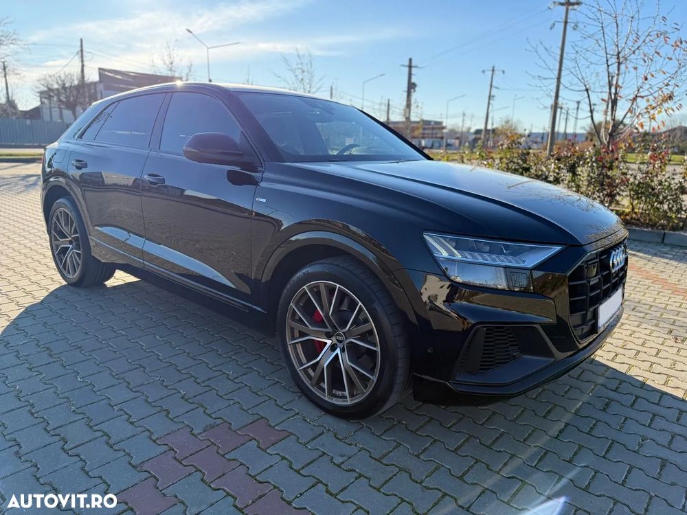 Audi Q8 - 33