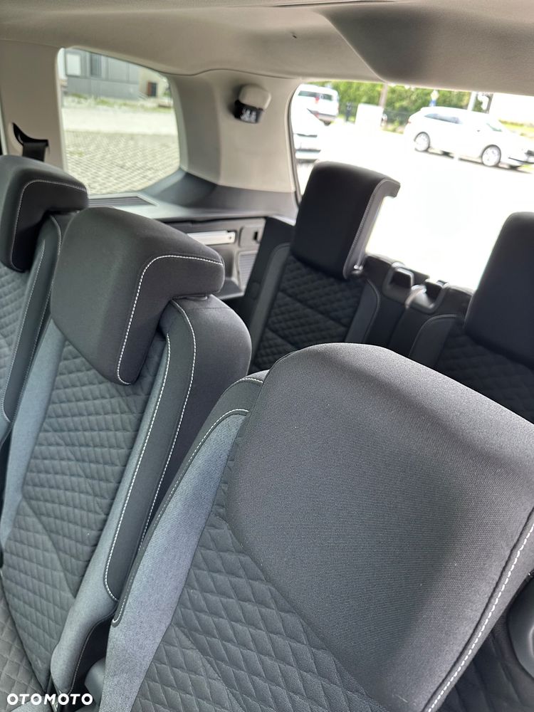 Volkswagen Touran 2.0 TDI SCR Join - 24
