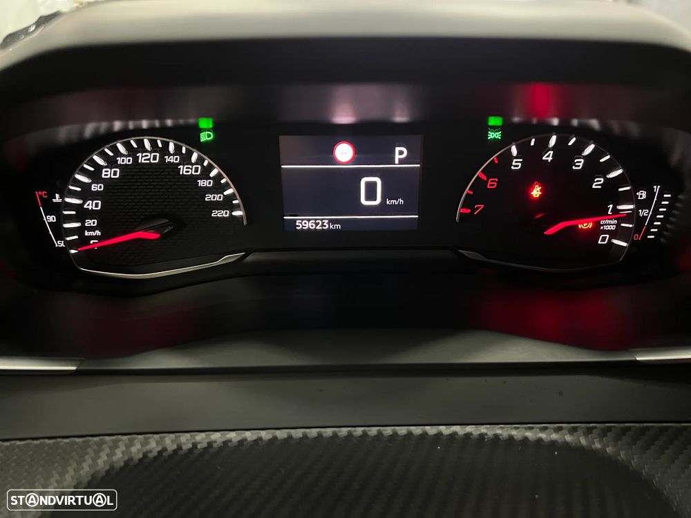 Peugeot 2008 1.2 PureTech Allure EAT8 - 2