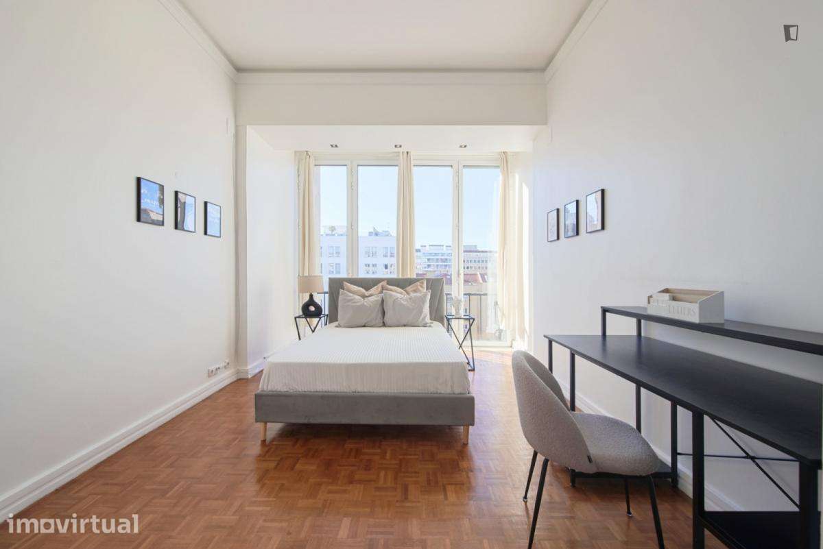 Quarto - localizado em Entrecampos Lisbon - Grande imagem: 4/37