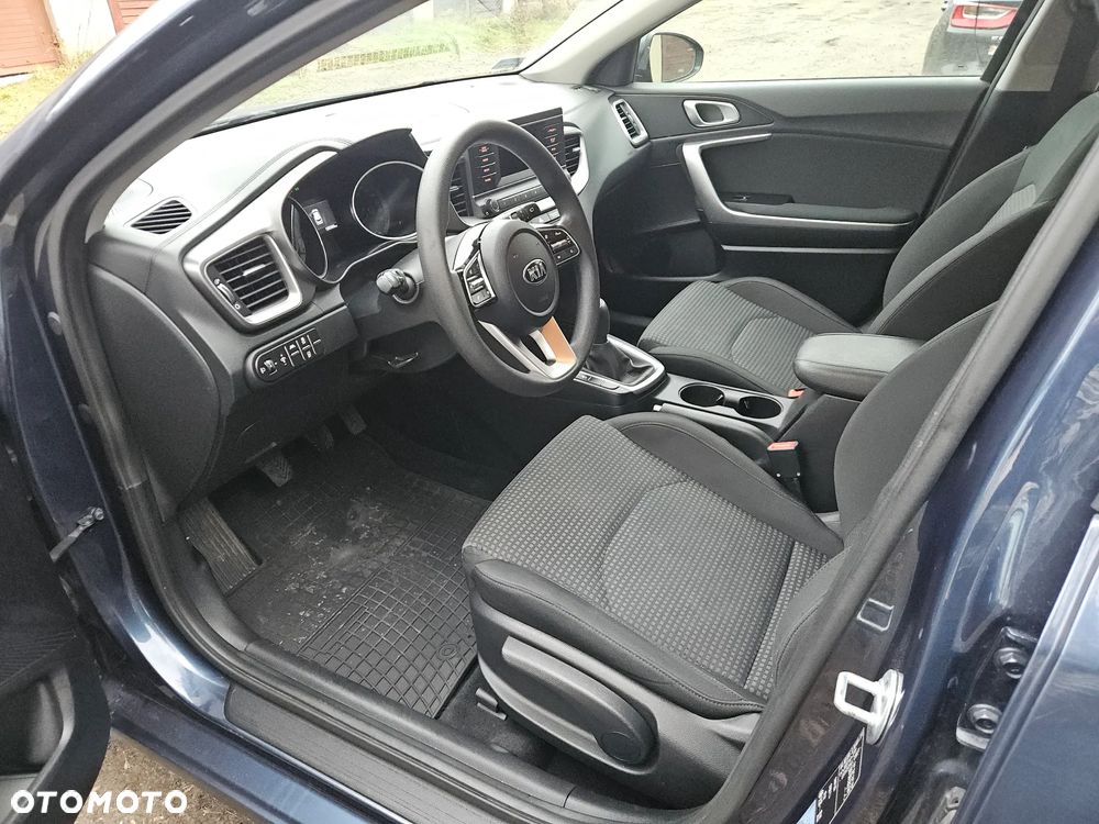 Kia Ceed 1.0 T-GDI S - 2