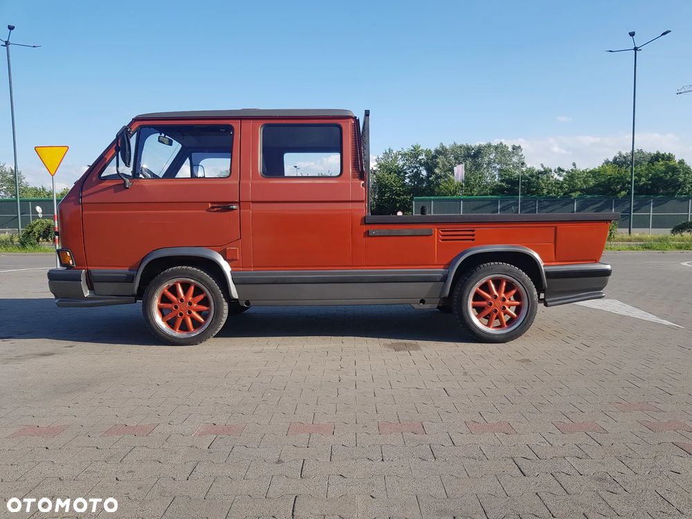 Volkswagen Transporter - 9
