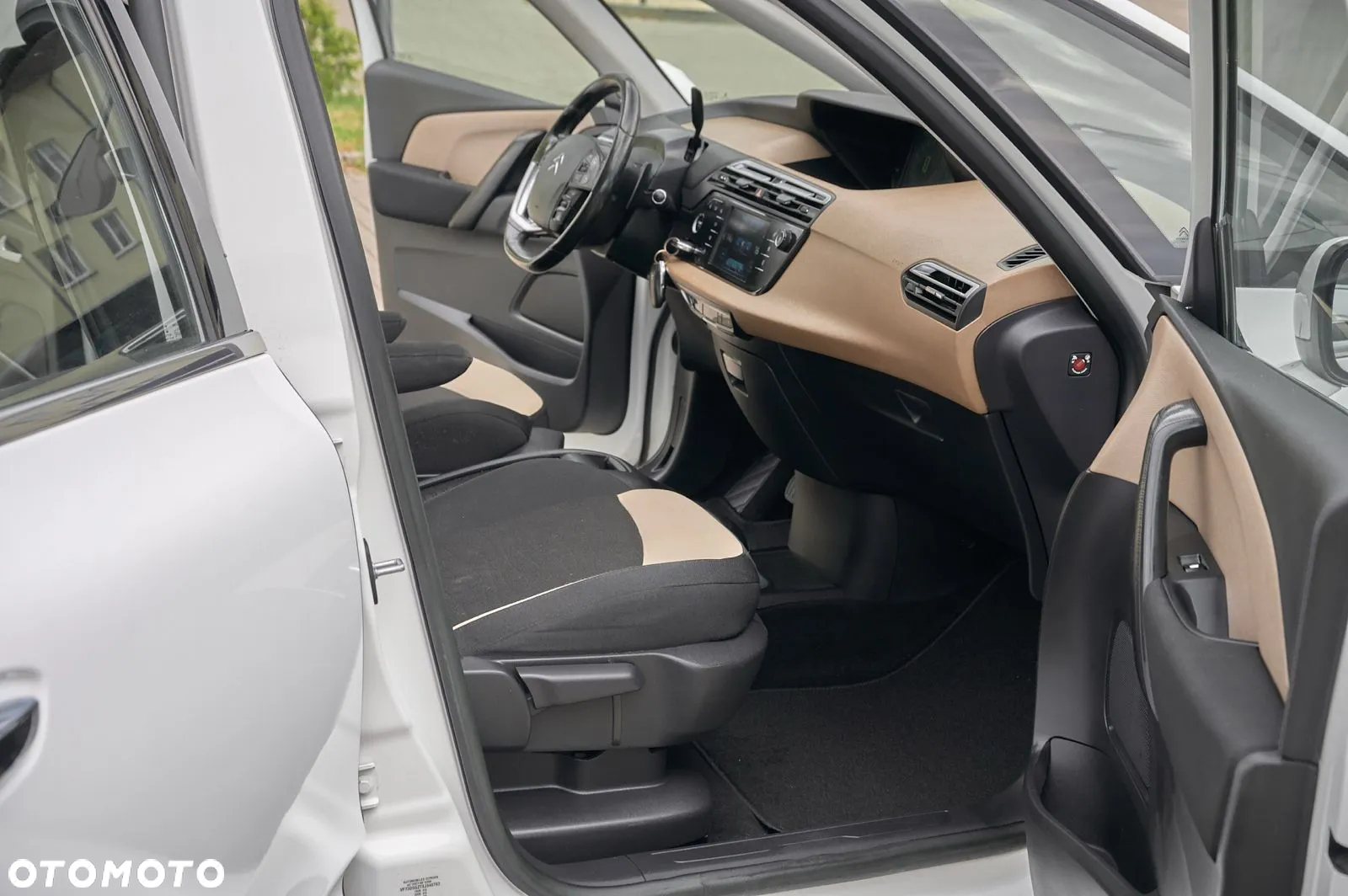 Citroën C4 Picasso THP 165 Stop&Start EAT6 Exclusive - 24