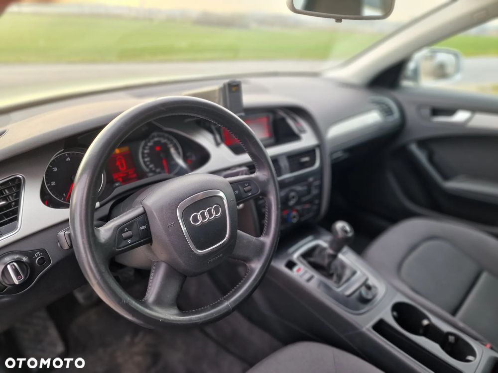 Audi A4 Avant 2.0 TDI DPF quattro Ambition - 19