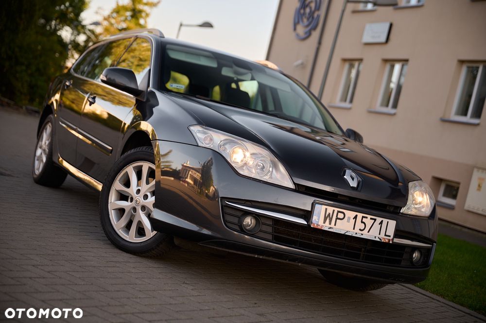Renault Laguna - 1