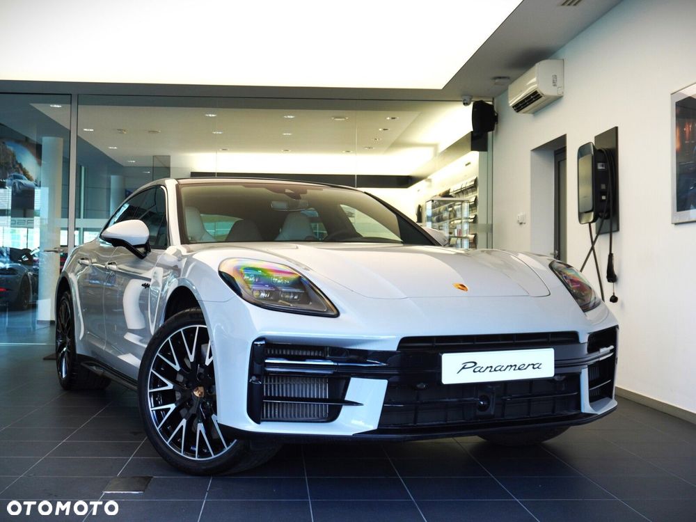 Porsche Panamera - 3