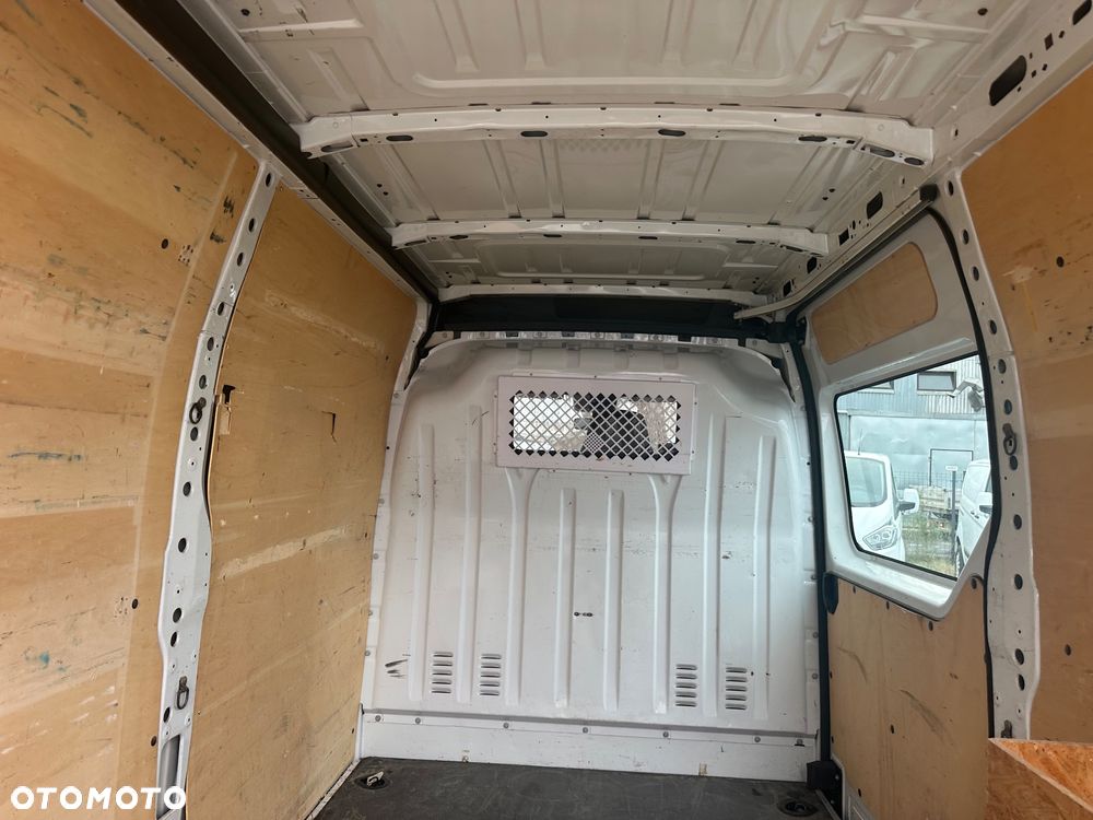 Renault Master 2.3dci 125ps 2012r L2H2 klima hak 2500kg - 22