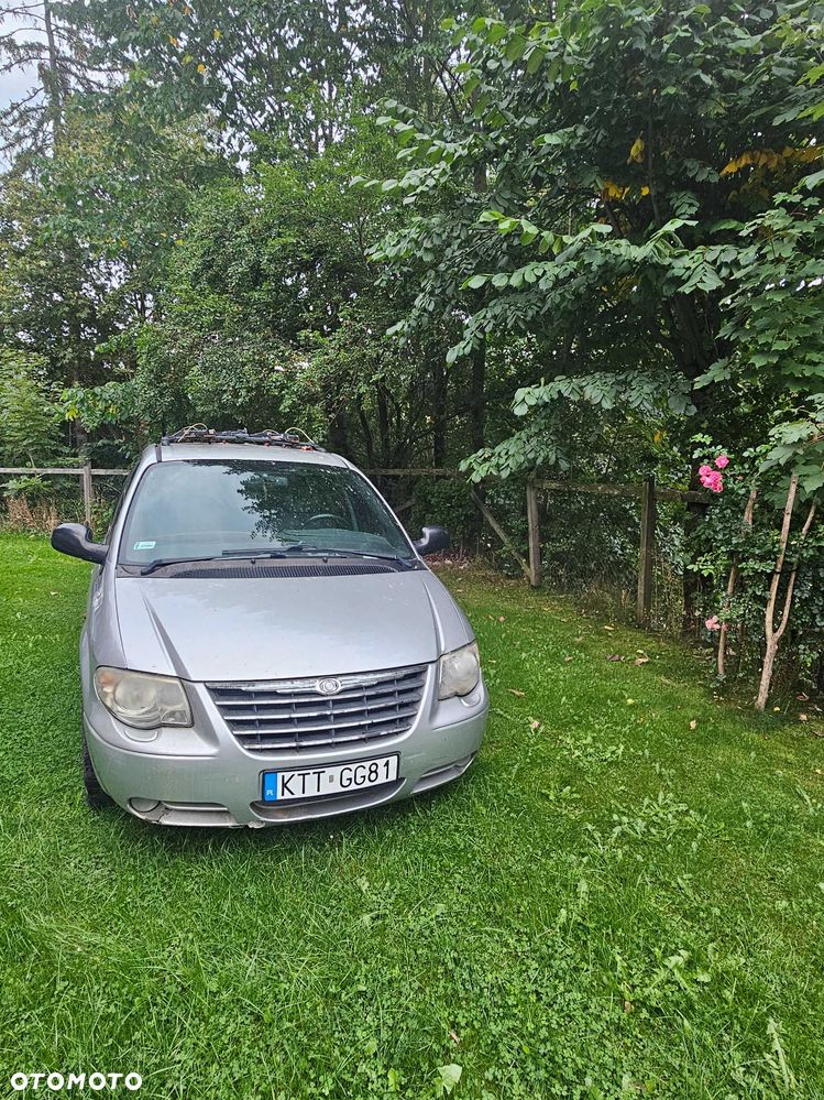 Chrysler Grand Voyager - 3