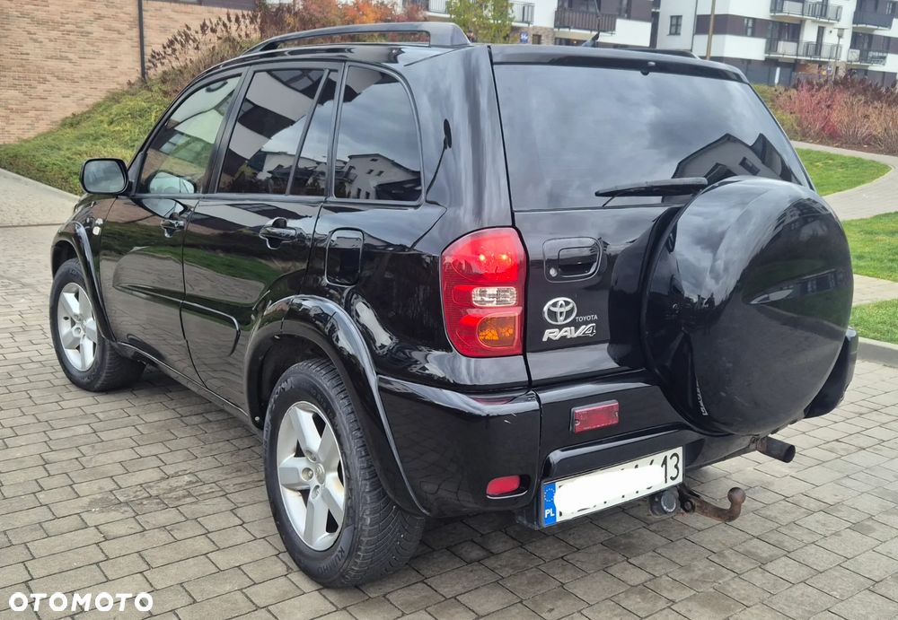 Toyota RAV4 - 3