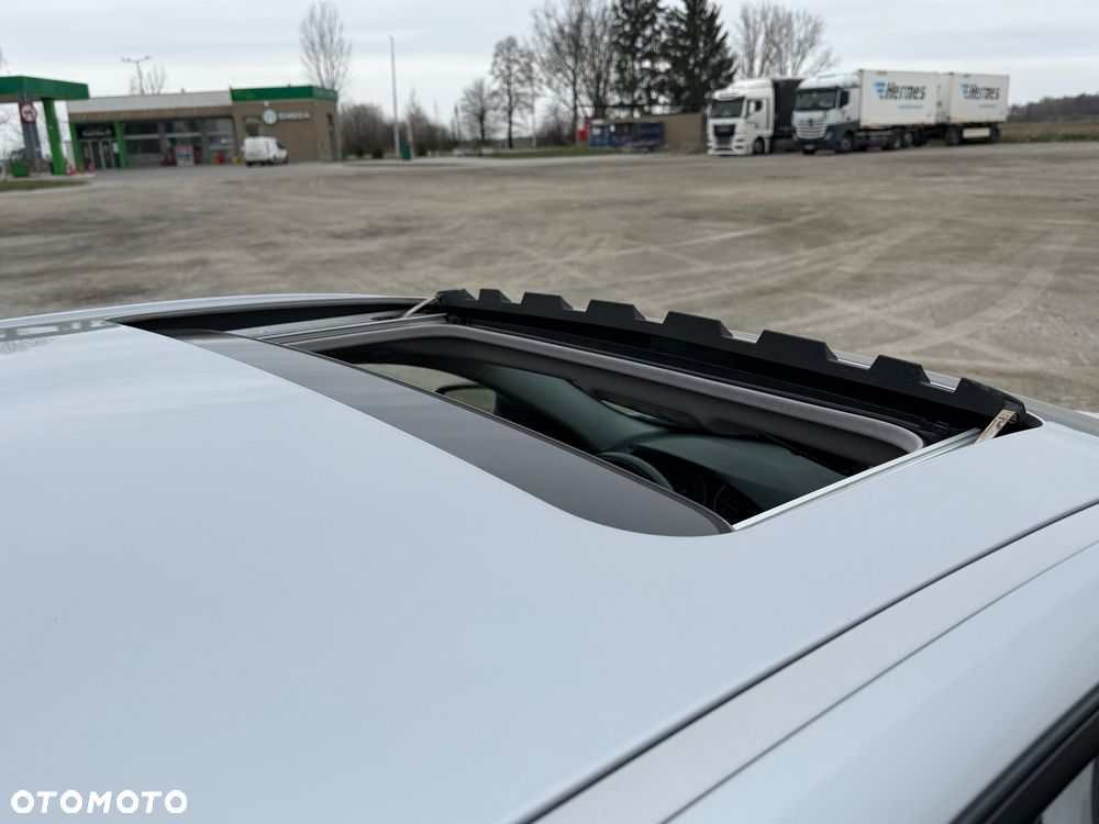 BMW Seria 3 - 33