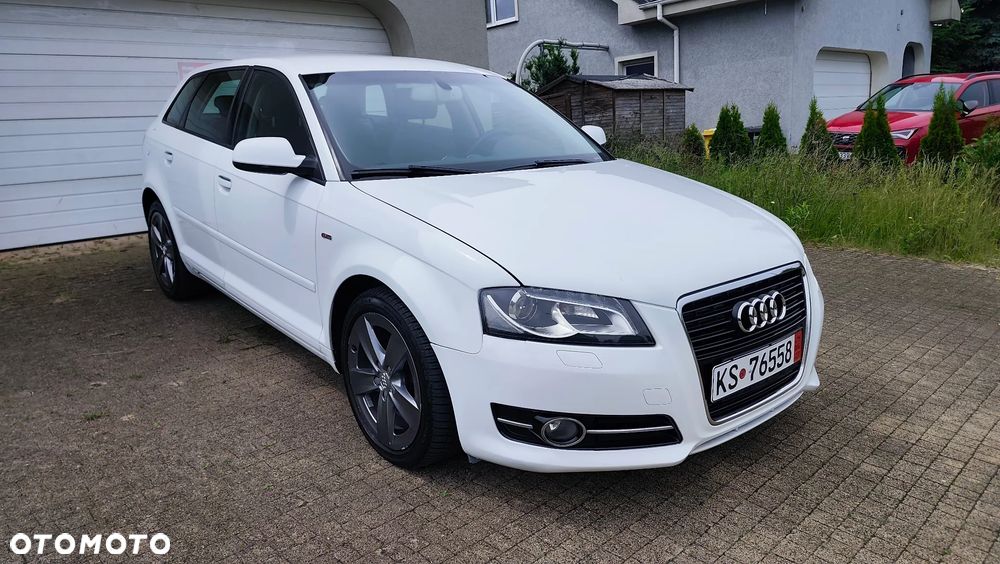 Audi A3 Sportback 2.0 TDI DPF S tronic S line Sportpaket (plus) - 39