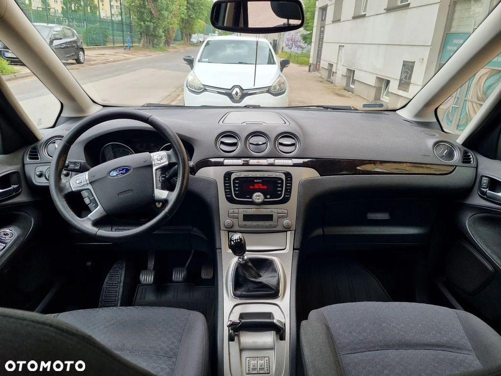 Ford Galaxy 2.0 TDCi Ghia - 7