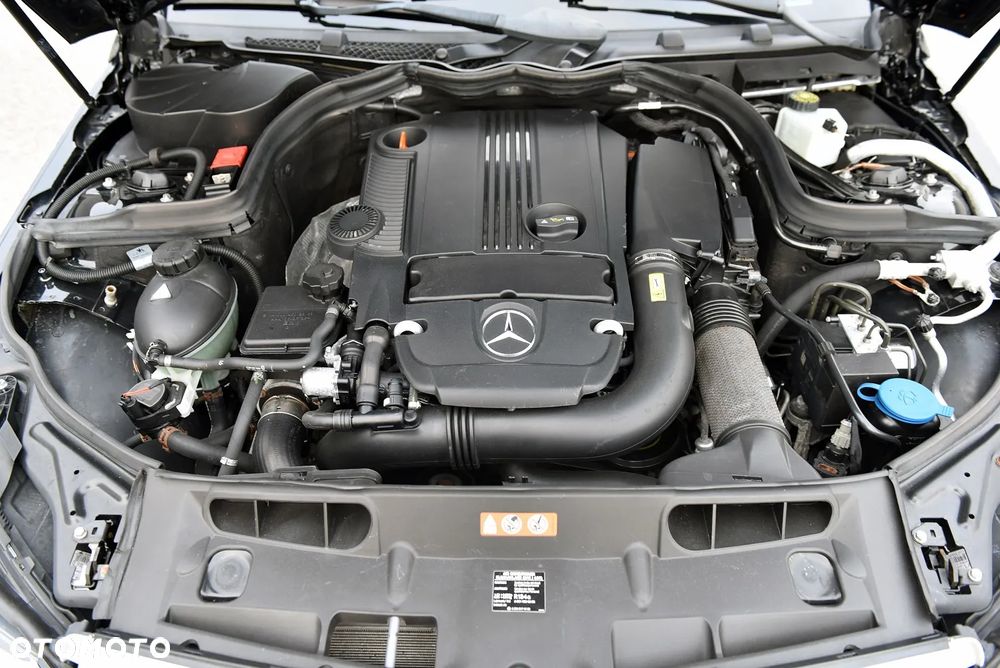 Mercedes-Benz Klasa C 180 BlueEFFICIENCY Avantgarde - 23