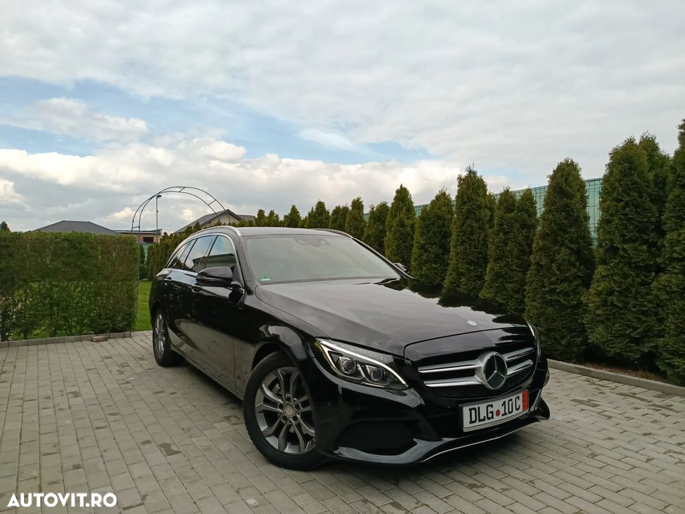 Mercedes-Benz C 220 CDI DPF (BlueEFFICIENCY) 7G-TRONIC Avantgarde - 2