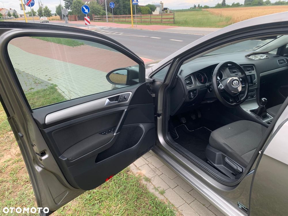 Volkswagen Golf 1.6 BlueTDI Comfortline - 22