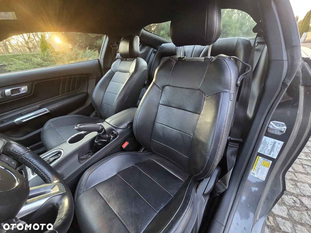 Ford Mustang 2.3 Eco Boost - 13