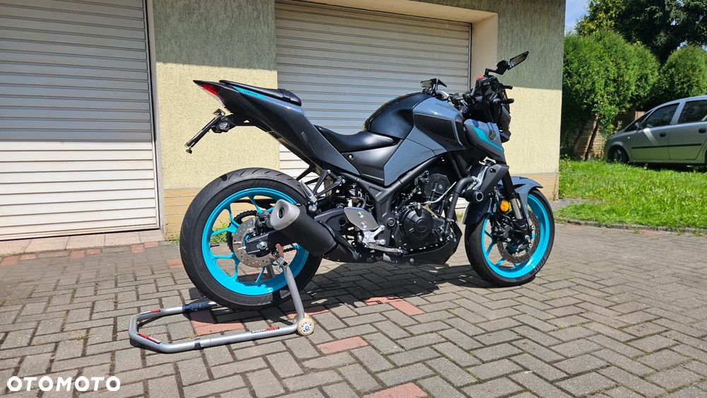 Yamaha MT - 4