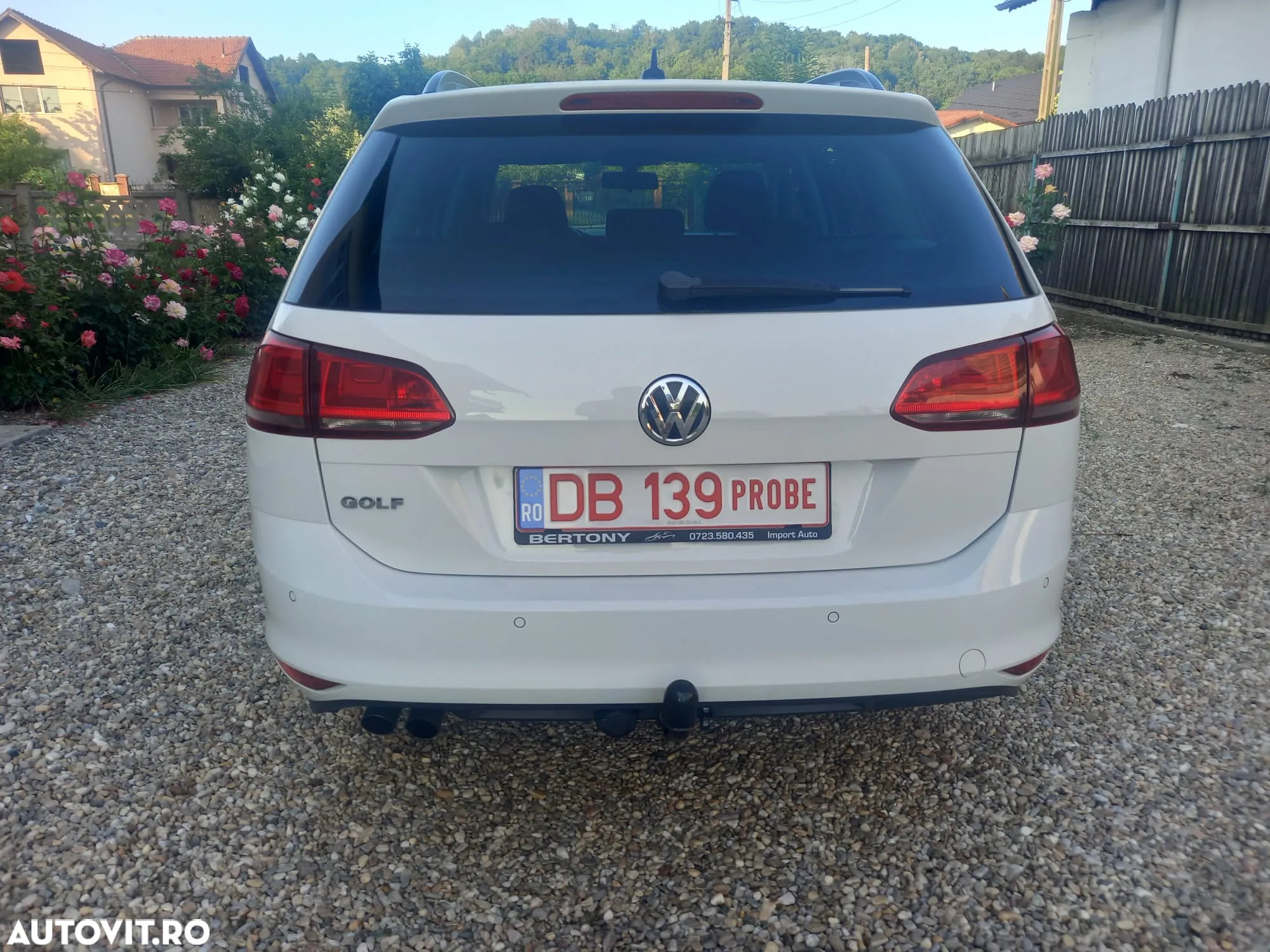 Volkswagen Golf 2.0 TDI BlueMotion Technology Edition - 8