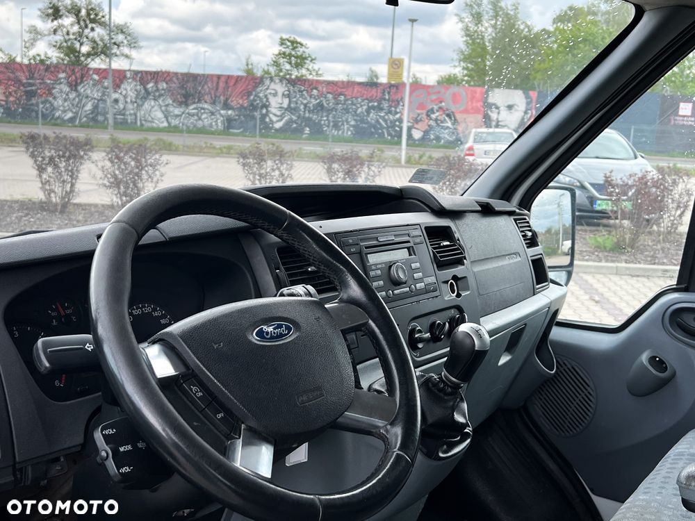 Ford Transit - 16