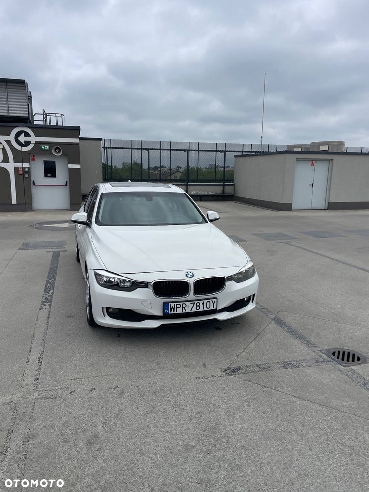 BMW Seria 3 - 1
