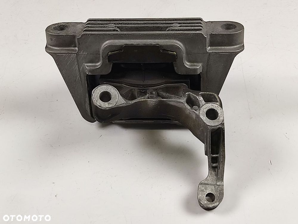 VOLVO XC40 2.0T T4 17-21r Poduszka Silnika Skrzyni - 2