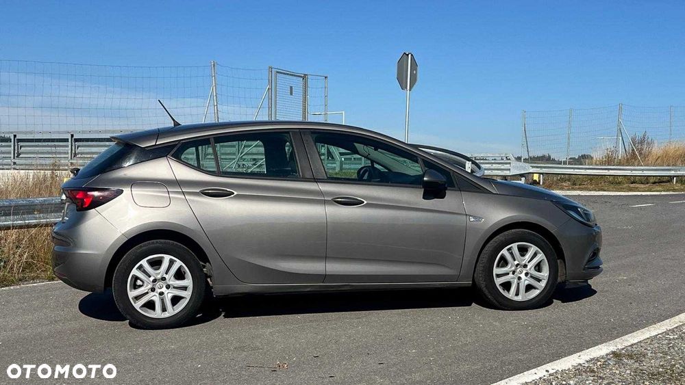 Opel Astra 2016 photo 4