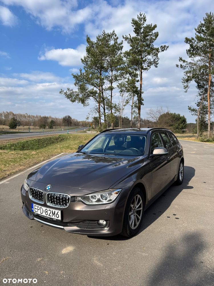 BMW Seria 3 318d - 1