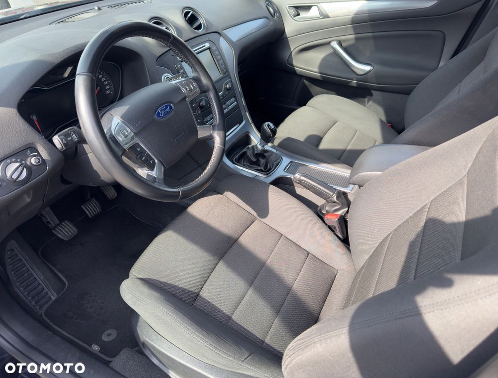 Ford Mondeo 2.0 TDCi Titanium X - 13