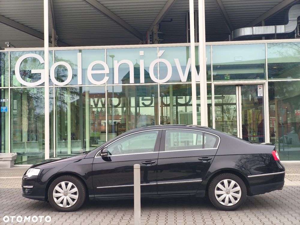Volkswagen Passat 2.0 TDI DPF Highline - 2