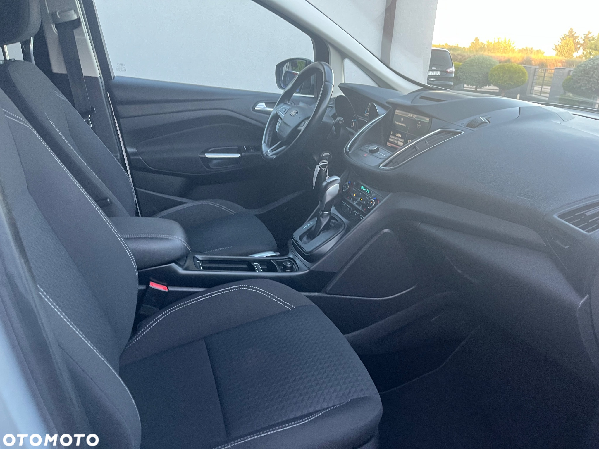 Ford Grand C-MAX 1.5 EcoBoost Start-Stopp-System Titanium - 22
