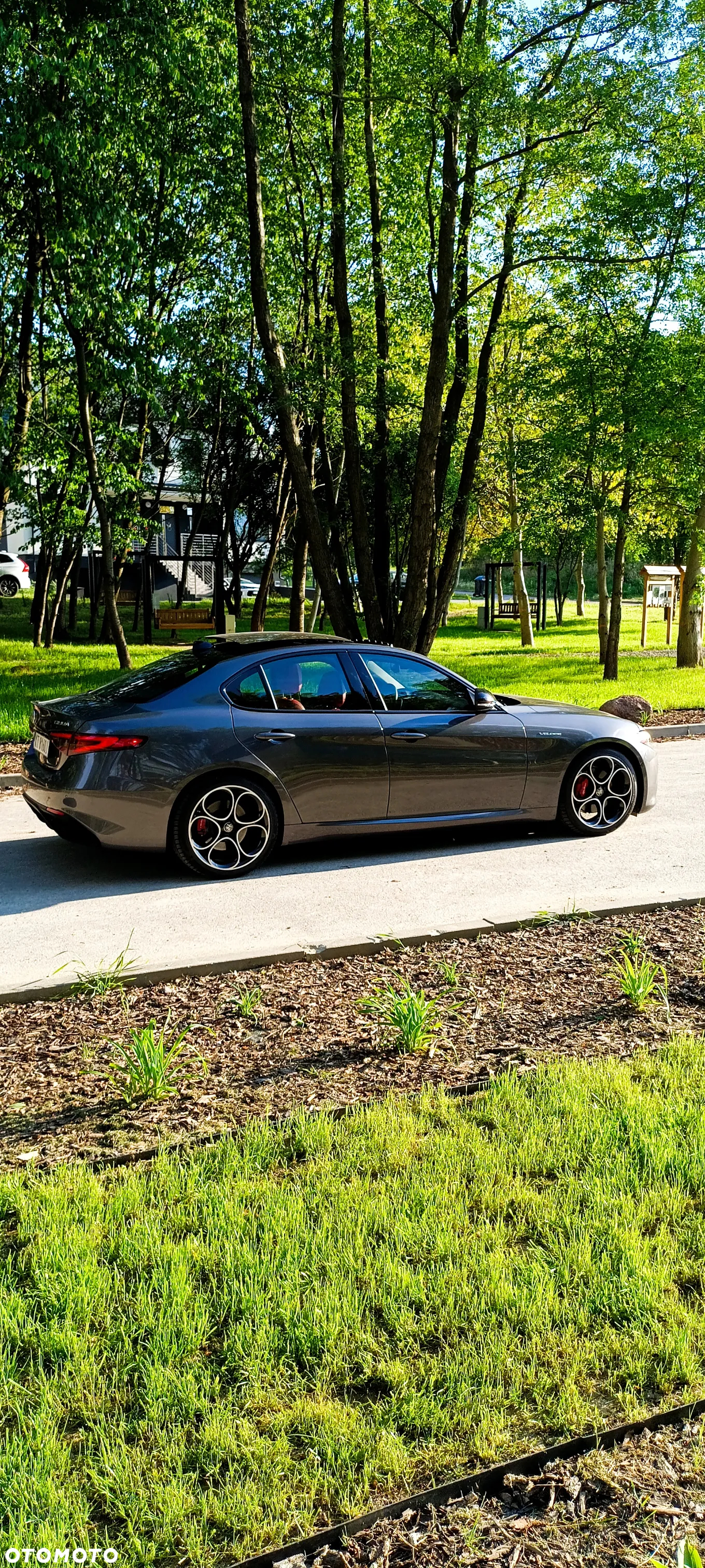 Alfa Romeo Giulia 2.0 Turbo 16V AT8 Veloce - 14