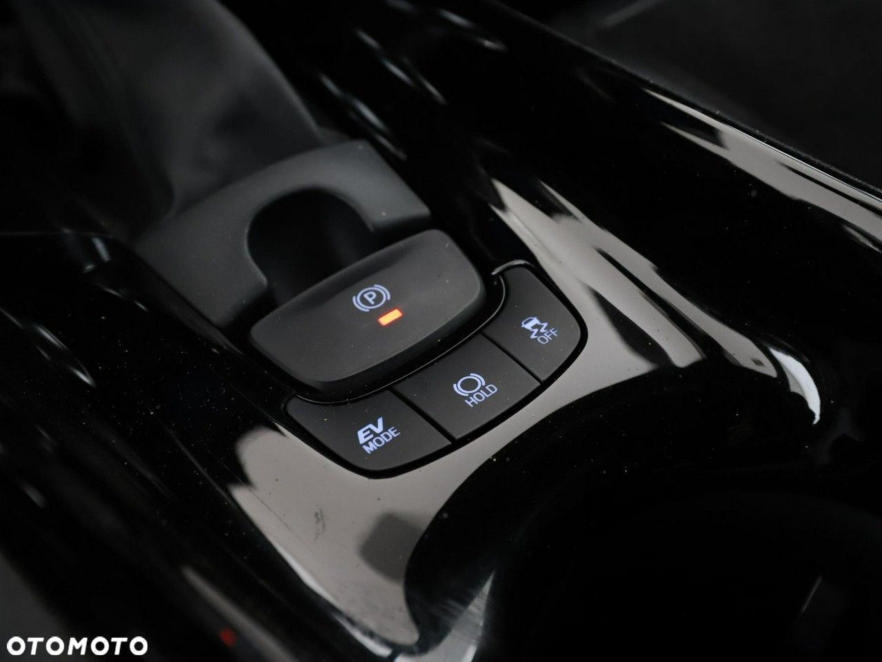 Toyota C-HR 1.8 Hybrid Dynamic - 28