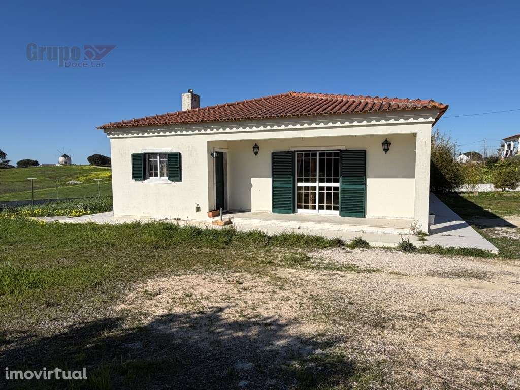 Propriedade Exclusiva em Sesimbra: Moradia T3 + Projeto Aprovado e ... - Grande imagem: 5/35