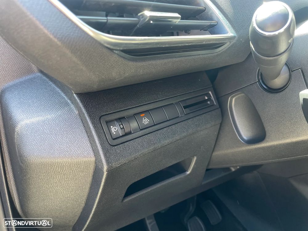 Peugeot 3008 1.5 BlueHDi Allure Pack - 25