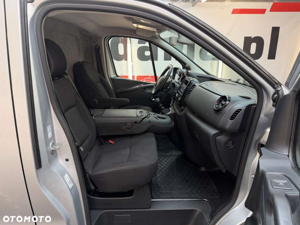 Opel VIVARO - 27