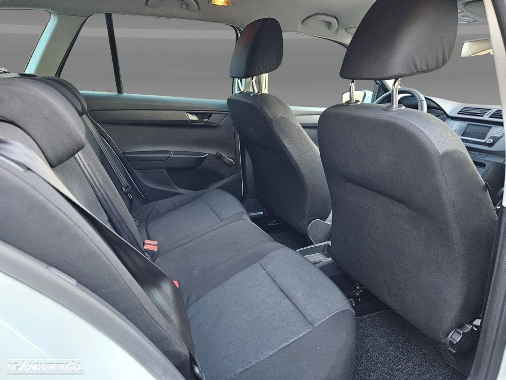 Skoda Fabia Break 1.0 Ambition - 14