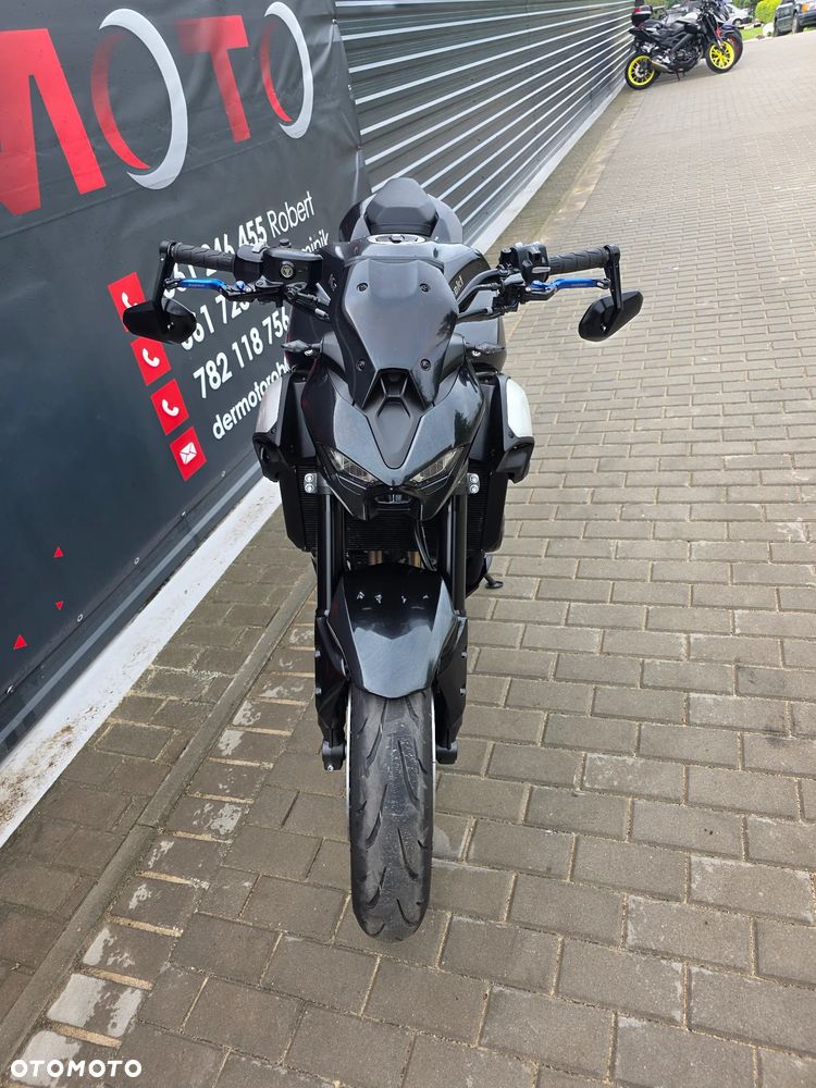 Kawasaki Z 900 - 16