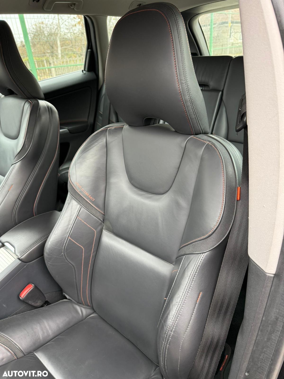 Volvo XC 60 D4AWD Ocean Race - 7
