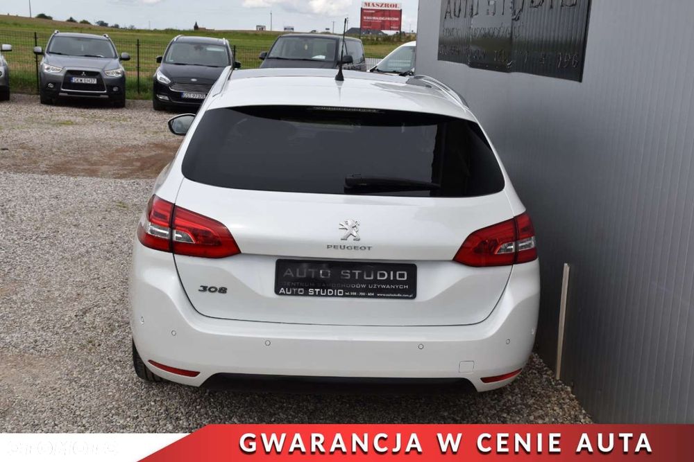 Peugeot 308 1.6 BlueHDi Allure S&S EAT6 - 33