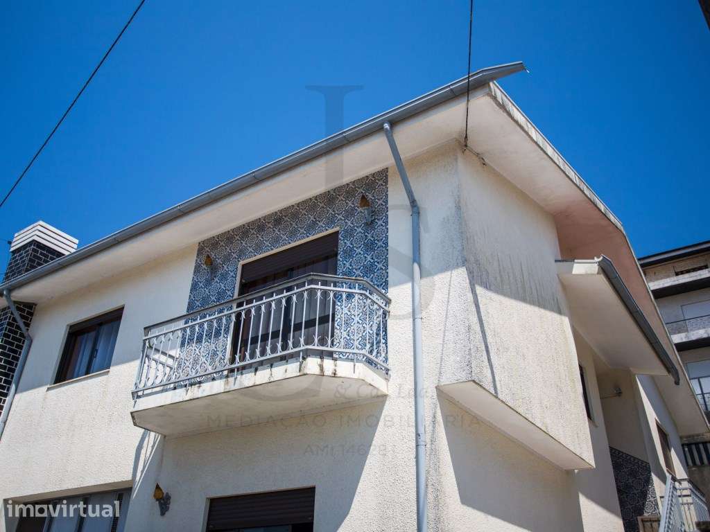 Moradia T3 com Garagem e Espaço Exterior | Baguim do Monte, Gondomar - Grande imagem: 2/38