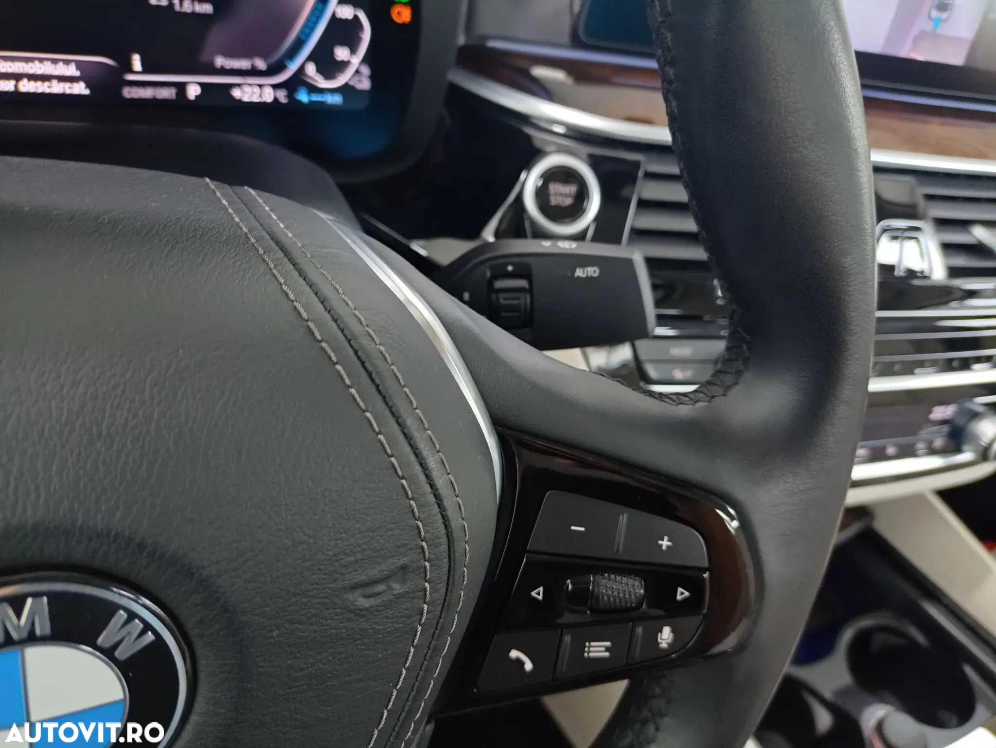 BMW Seria 5 520i Aut. Luxury Line - 13